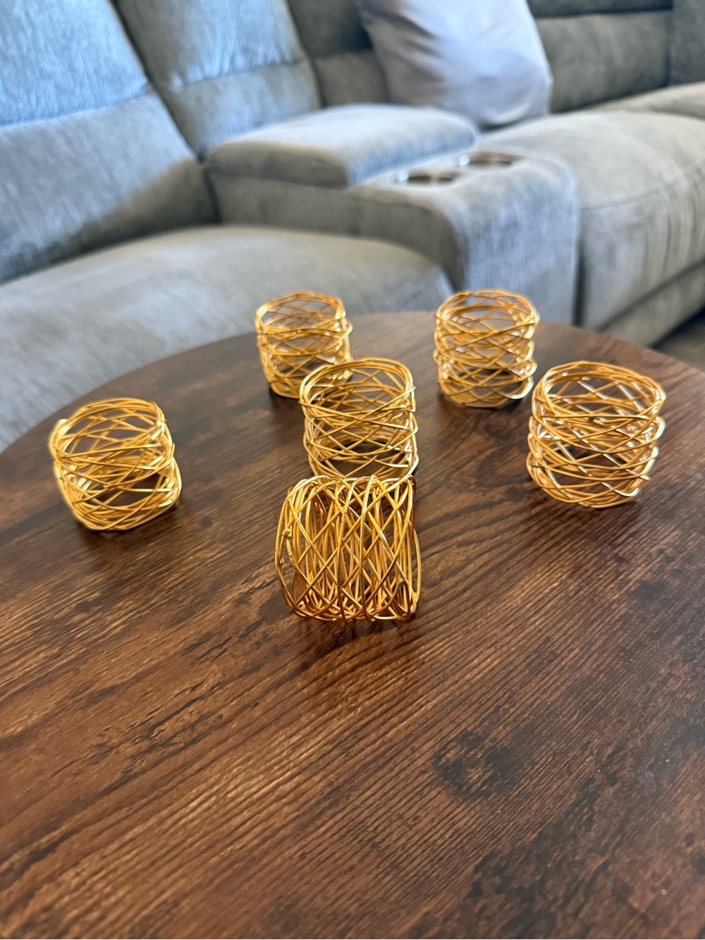 Gold Wire Napkin Rings - Elegant Home Accents
